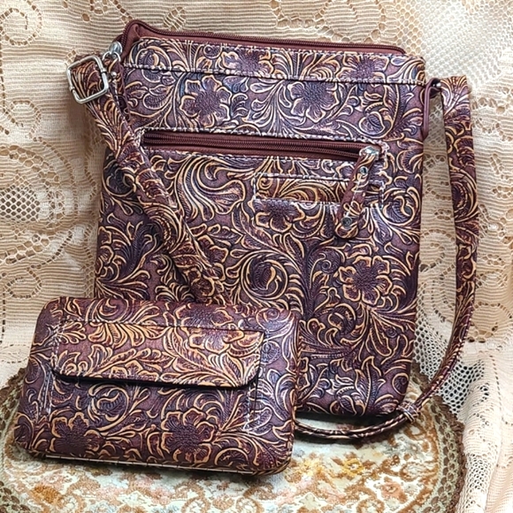 NWOT Dragonfly Faux Leather Purse Wallet Rhinestones Western Tooling Crossbody - Picture 2 of 16